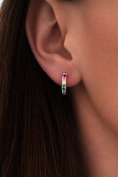 Stříbrné náušnice kroužky barevné